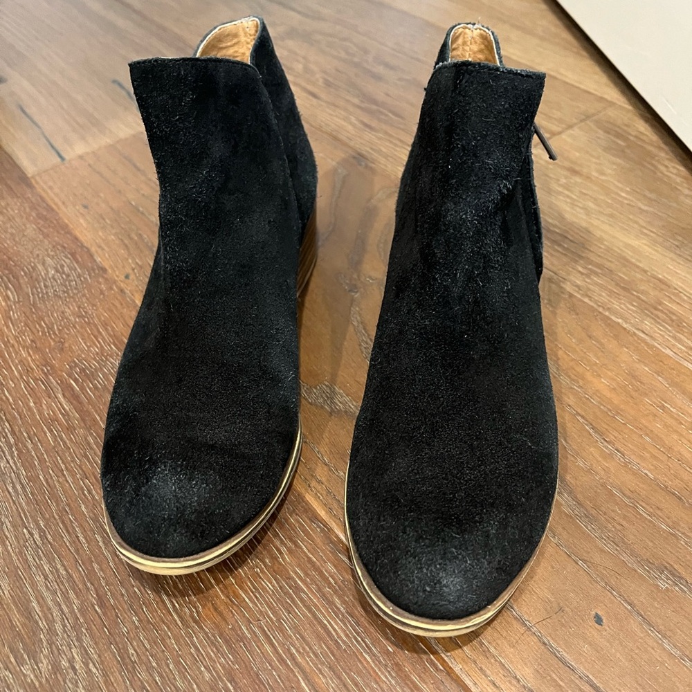 Lucky Brand Leather Barough Black Ankle Boots Booties. 7M